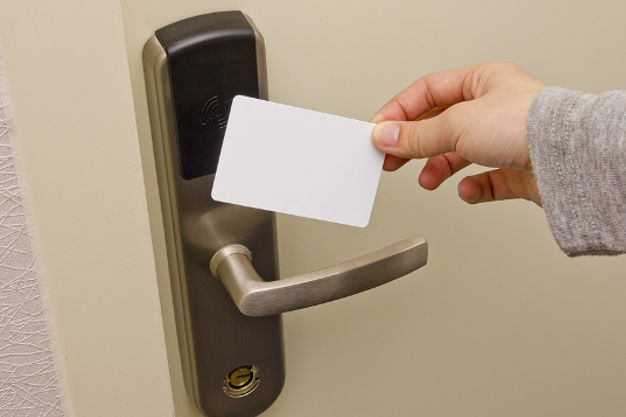 Commercial locksmith for access control system